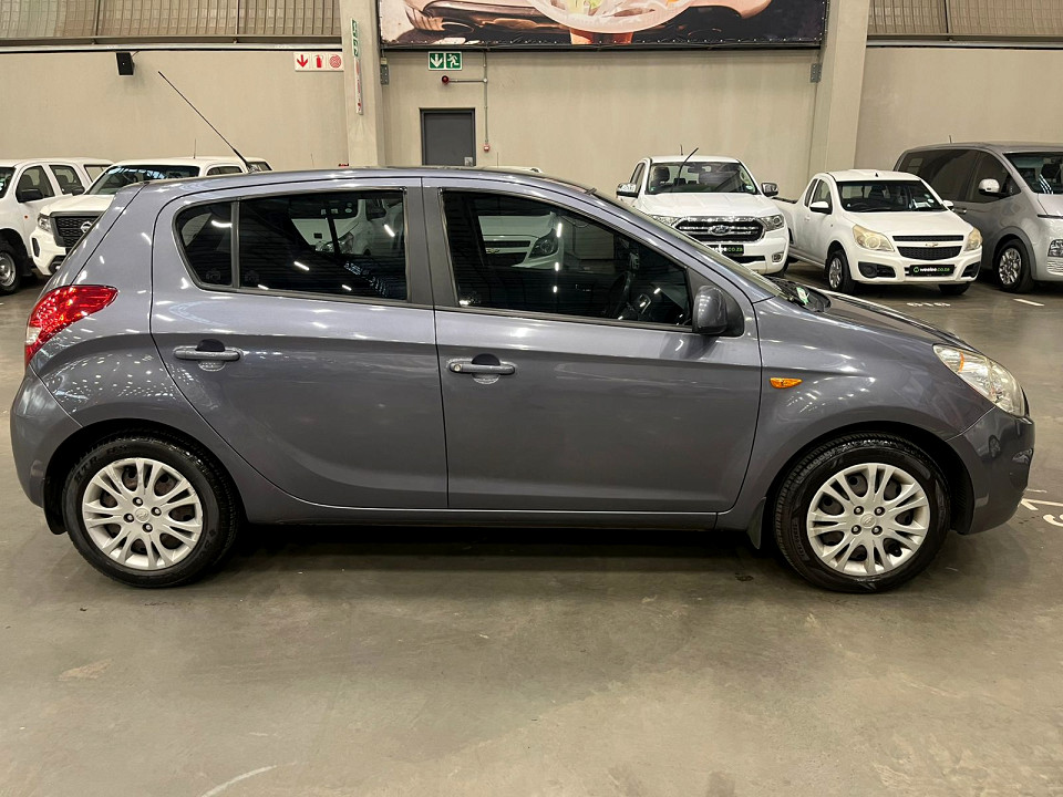 HYUNDAI i20 1.4, image 2