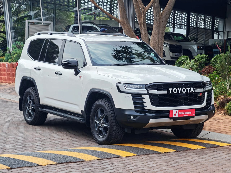 TOYOTA LANDCRUISER 300 V6 3.3D GR-S, image 2