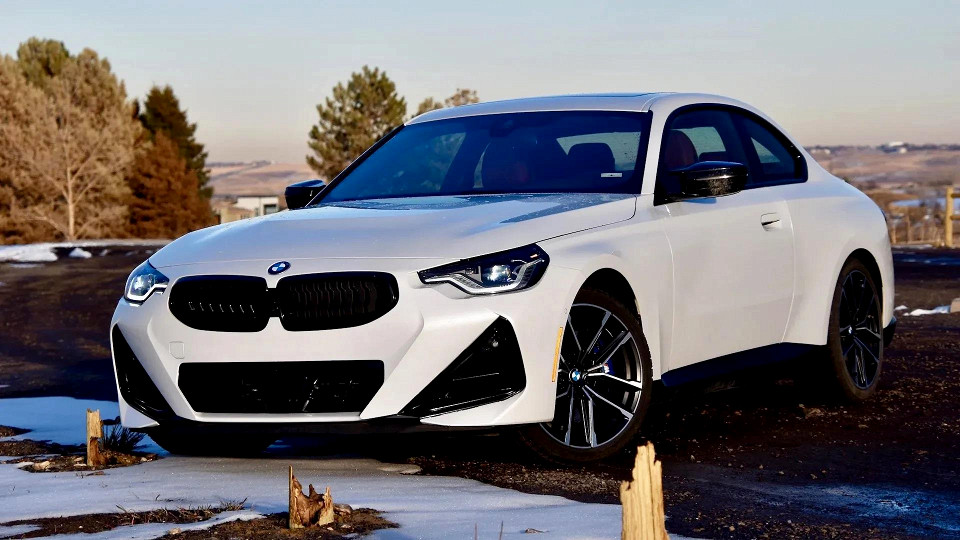 BMW M240i xDRIVE A/T (G42), image 1