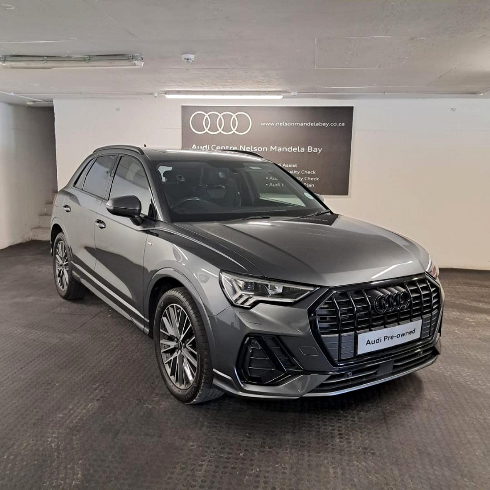 AUDI Q3 35 TFSI STRONIC BLACK EDITION, image 1