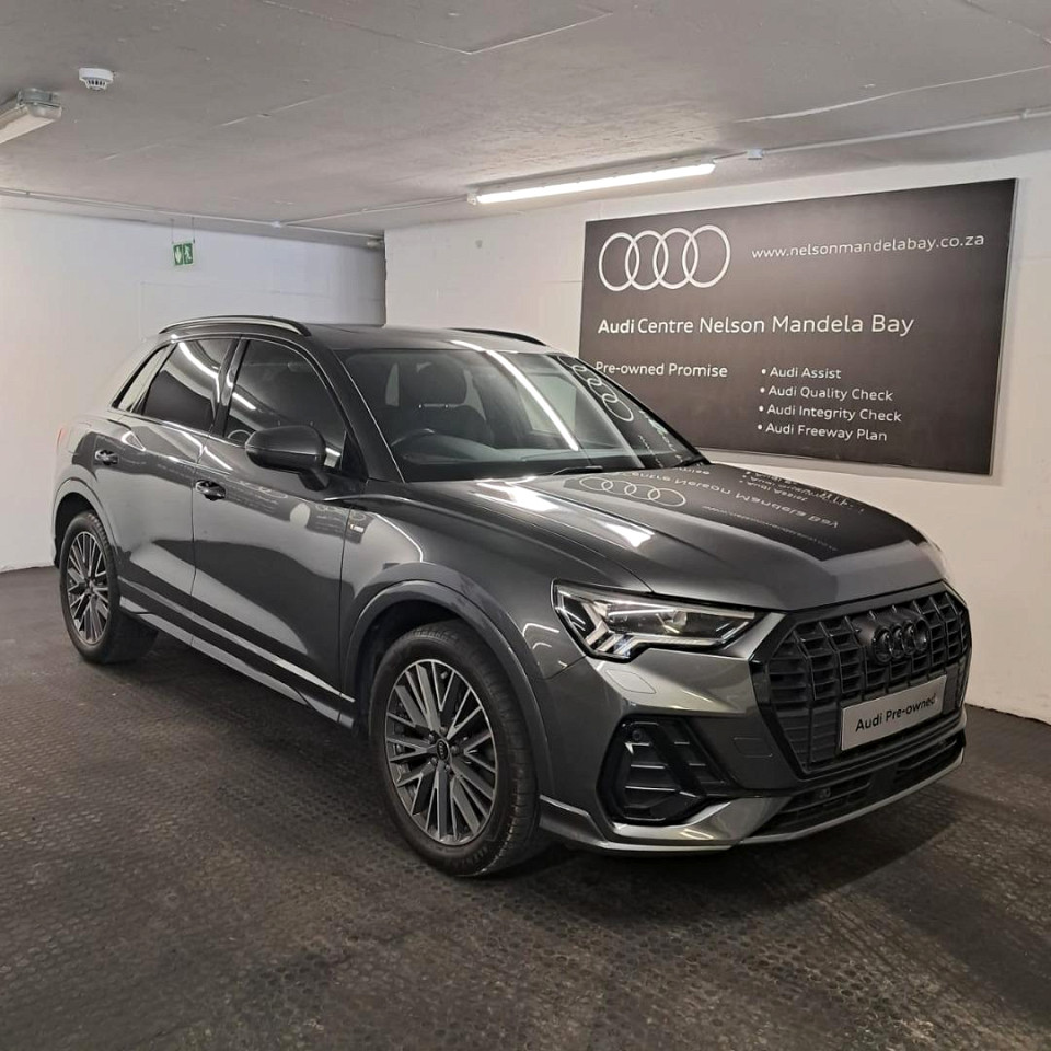 AUDI Q3 35 TFSI STRONIC BLACK EDITION, image 2