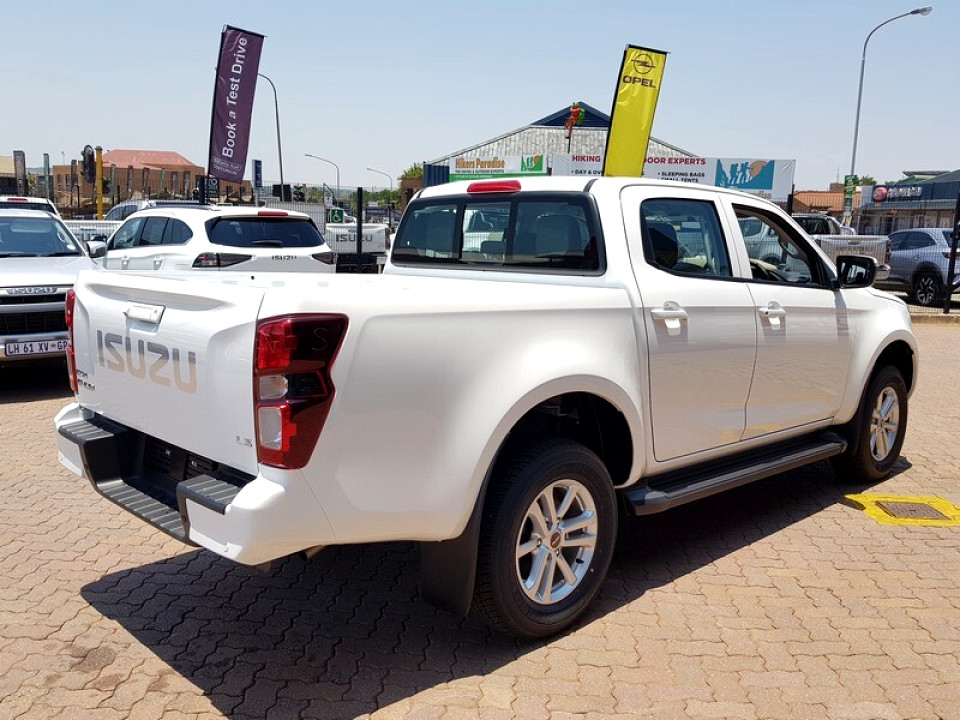 ISUZU D-MAX 1.9 Ddi HR LS A/T D/C P/U, image 2