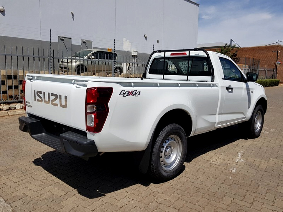 ISUZU D-MAX 1.9 Ddi L 4X4 A/T S/C P/U, image 2