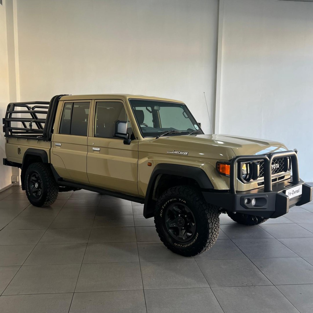 TOYOTA LAND CRUISER 79 2.8 GD-6 P/U D/C A/T, image 1