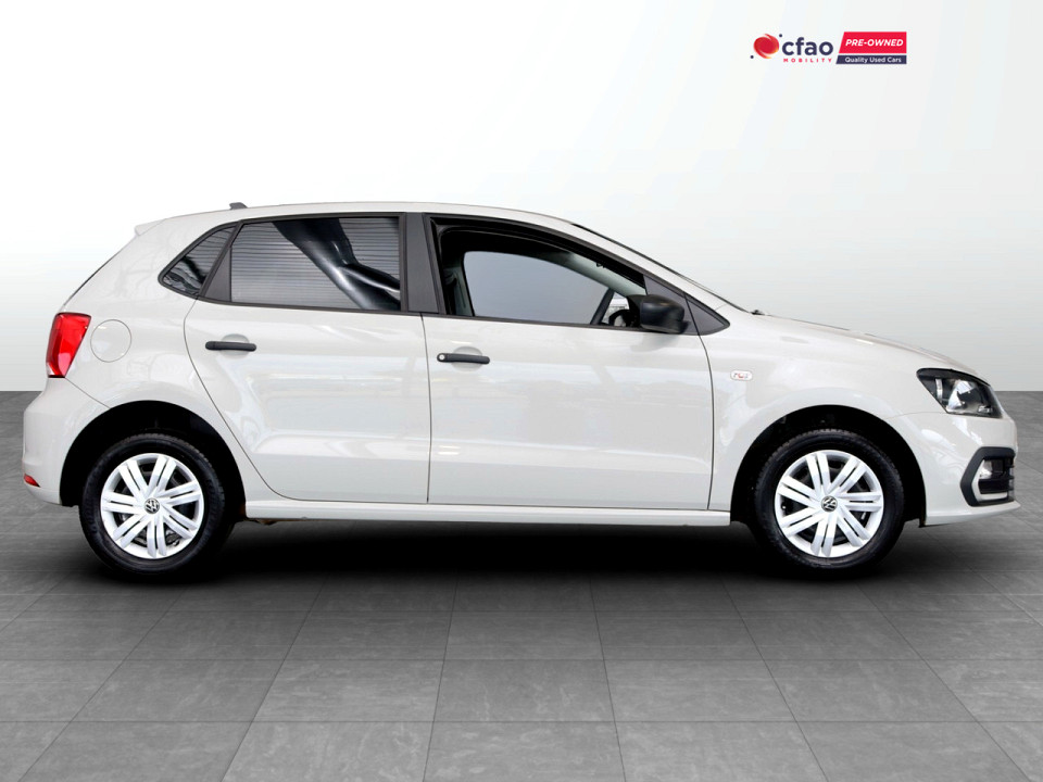 VOLKSWAGEN POLO VIVO 1.4 (5DR), image 2