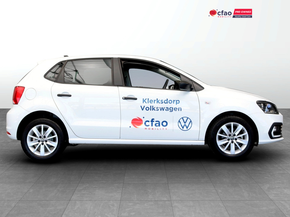 VOLKSWAGEN POLO VIVO 1.4 (5DR), image 2