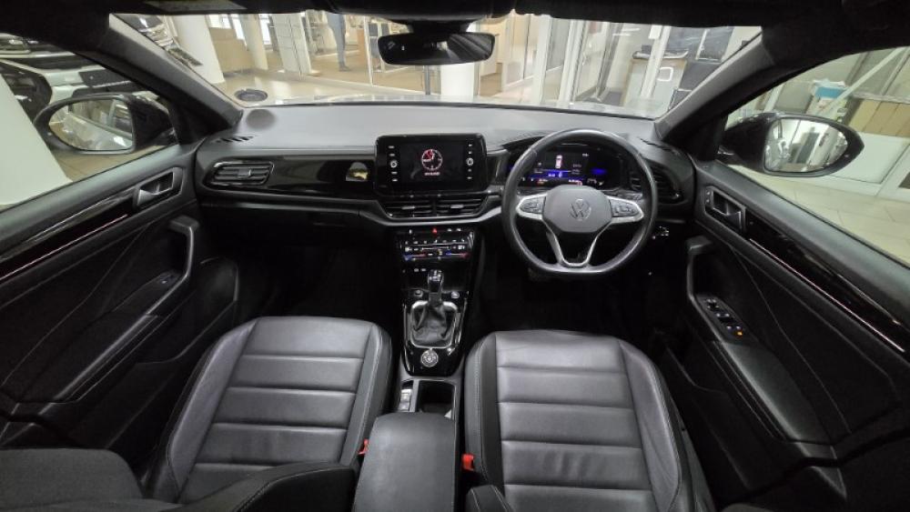 VOLKSWAGEN T-ROC 2.0 TSI DESIGN 4MOT DSG, image 2