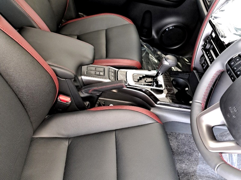 TOYOTA FORTUNER 2.8GD-6 4X4 A/T, image 2