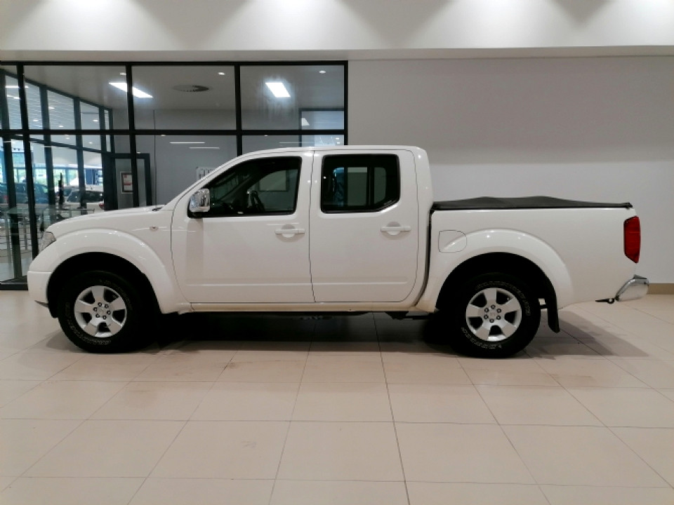 Nissan Navara 2.5dCi double cab LE, image 2
