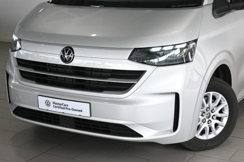 Volkswagen Transporter Kombi Life 2.0 TDI 8-Speed Automatic SWB, image 2