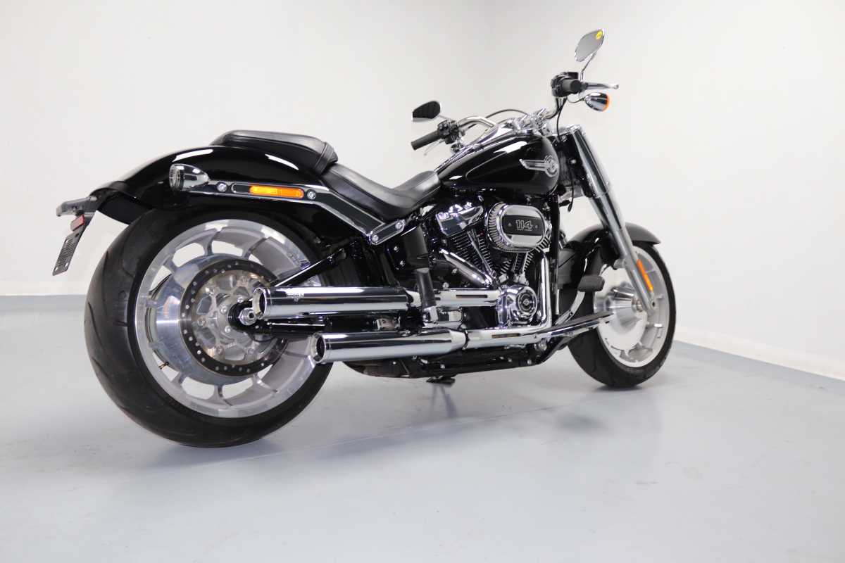 HARLEY DAVIDSON FAT BOY 114, image 2
