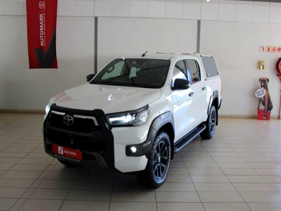 Toyota Hilux Double Cab 2.8GD6 4X4 Legend AT, image 1