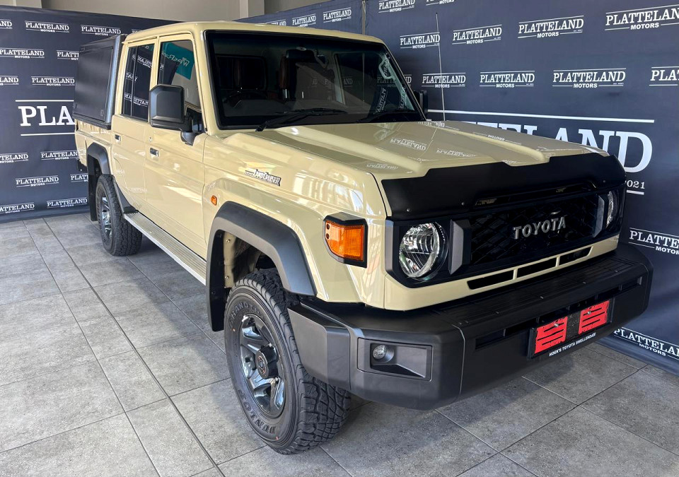 TOYOTA LAND CRUISER 79 2.8 GD-6 P/U D/C A/T, image 1