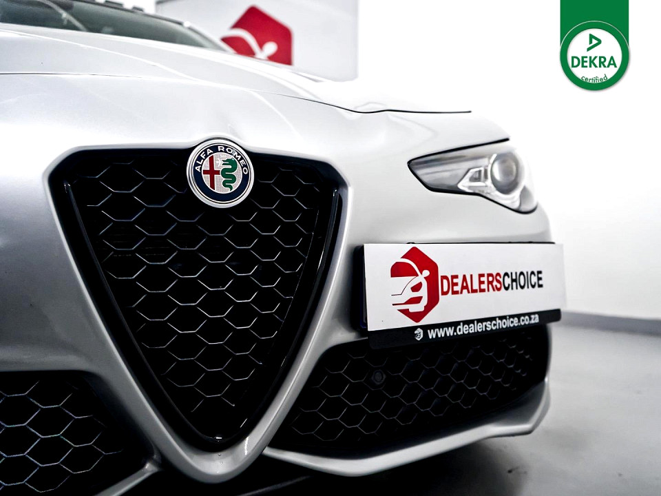 ALFA ROMEO GIULIA 2.0T VELOCE, image 2