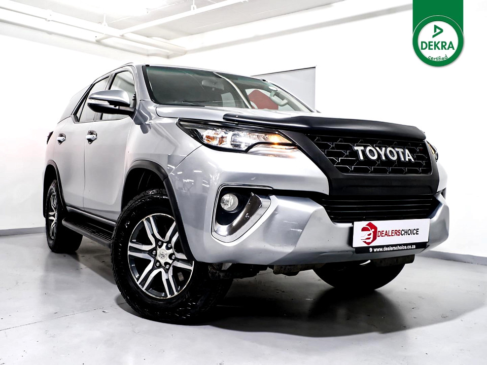 TOYOTA FORTUNER 2.4GD-6 R/B, image 2