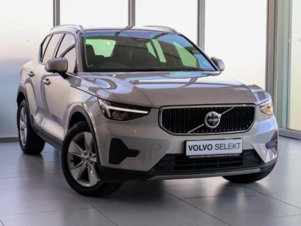 Volvo XC40 B3 Essential Geartronic (Mild Hybrid), image 1