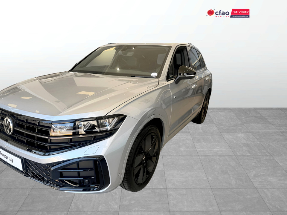 VOLKSWAGEN TOUAREG 3.0 TDI V6 R-LINE, image 2