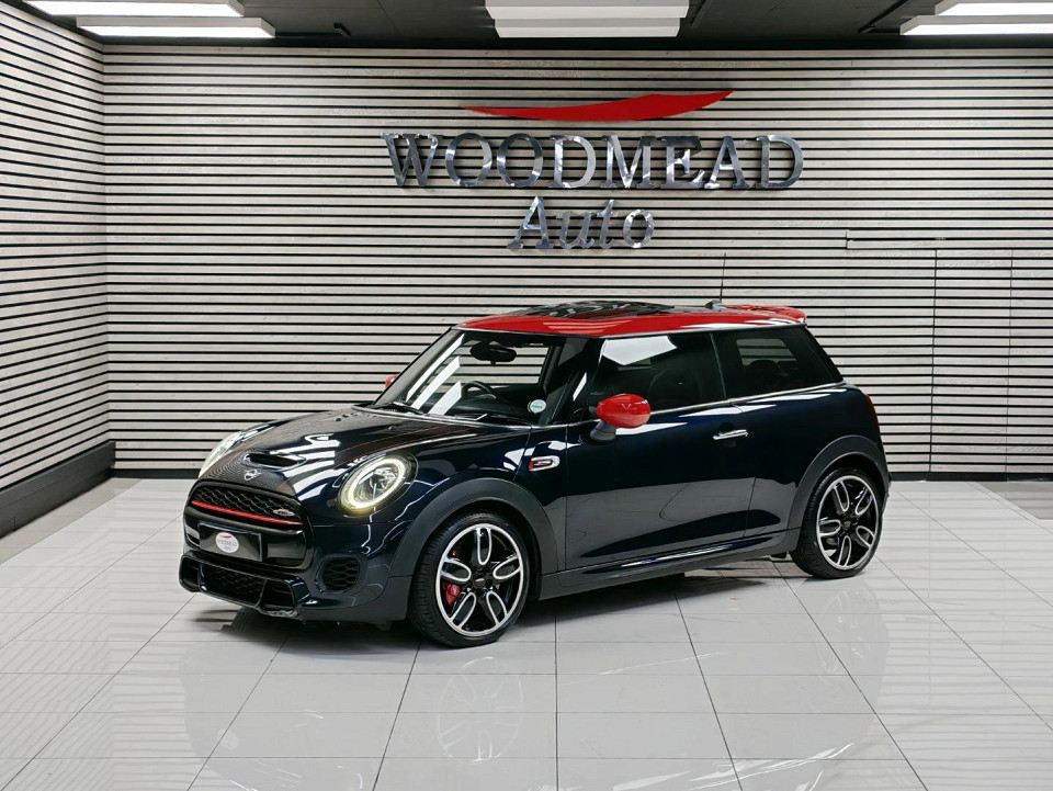 MINI John Cooper Works Hatch 3-door sports-auto, image 2