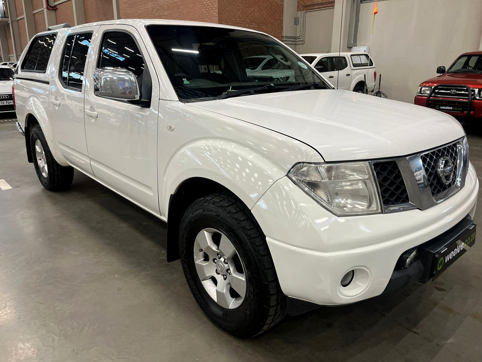 Nissan Navara 2.5dCi double cab LE, image 1