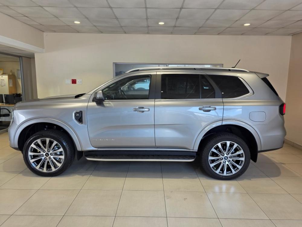 Ford Everest 3.0D V6 Platinum AWD A/T, image 2