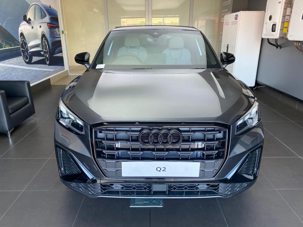 Audi Q2 Black Edition 35 TFSI tiptronic, image 2