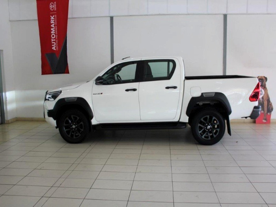TOYOTA HILUX 2.8 GD-6 RB LEGEND A/T P/U D/C, image 2