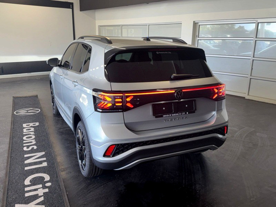 VOLKSWAGEN T-CROSS 1.0 TSI R-LINE DSG, image 2