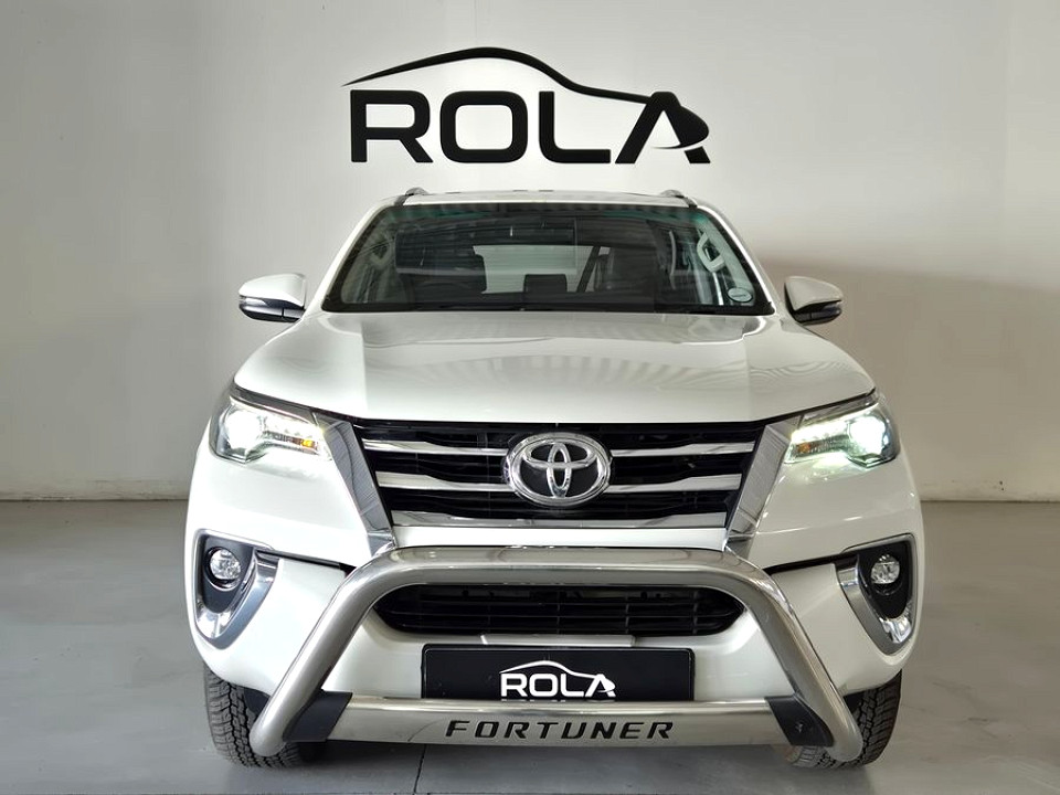 TOYOTA FORTUNER 2.8GD-6 R/B, image 2