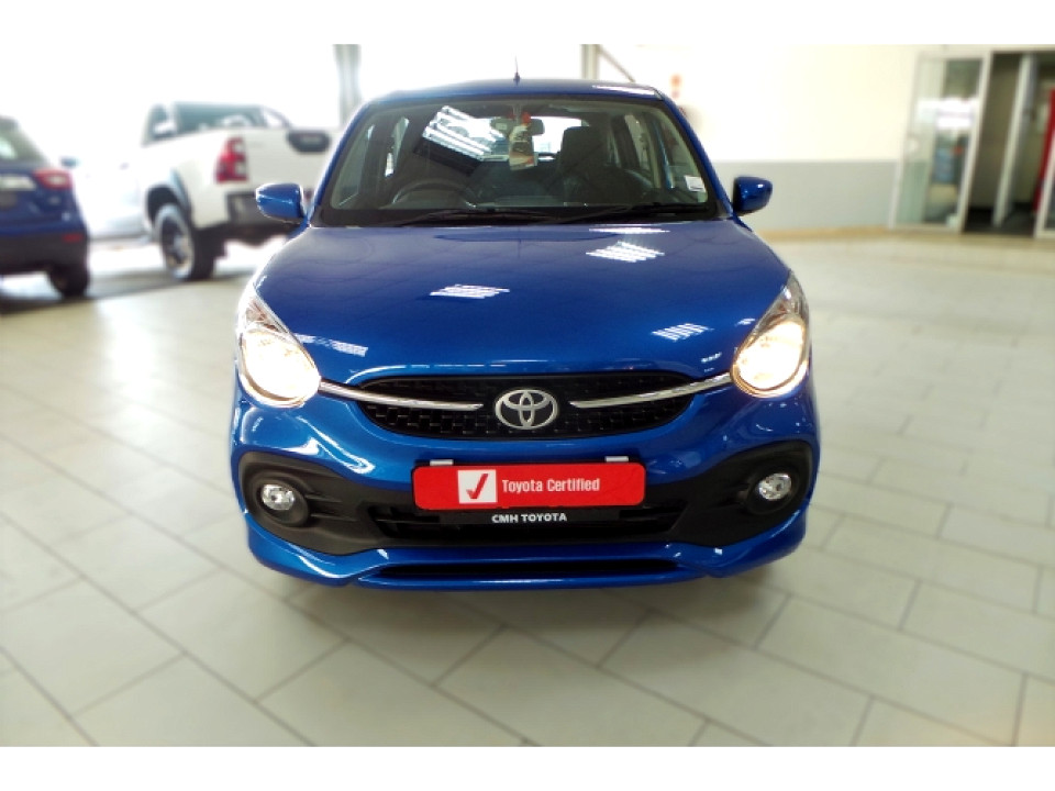 TOYOTA VITZ 1.0 XR, image 2