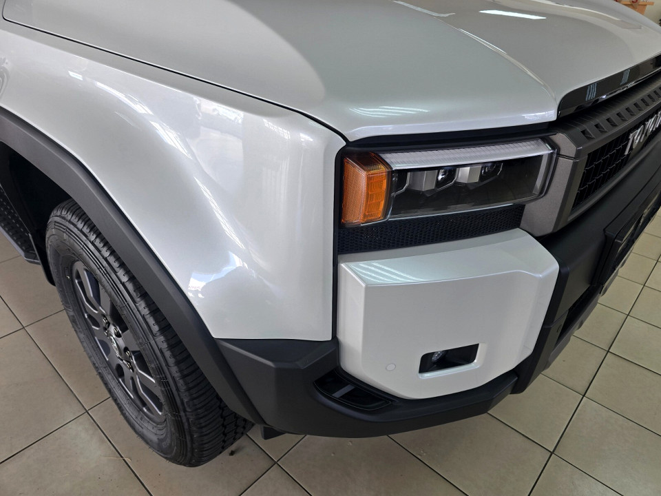 TOYOTA PRADO VX-R 2.8GD A/T, image 2