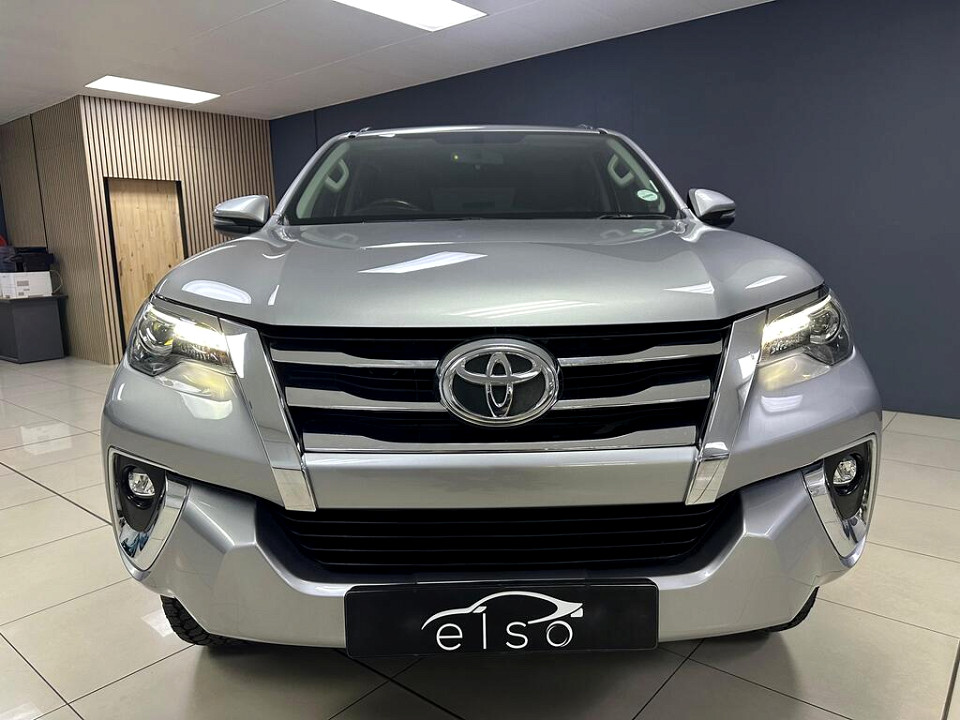 TOYOTA FORTUNER 2.8GD-6 4X4 A/T, image 2