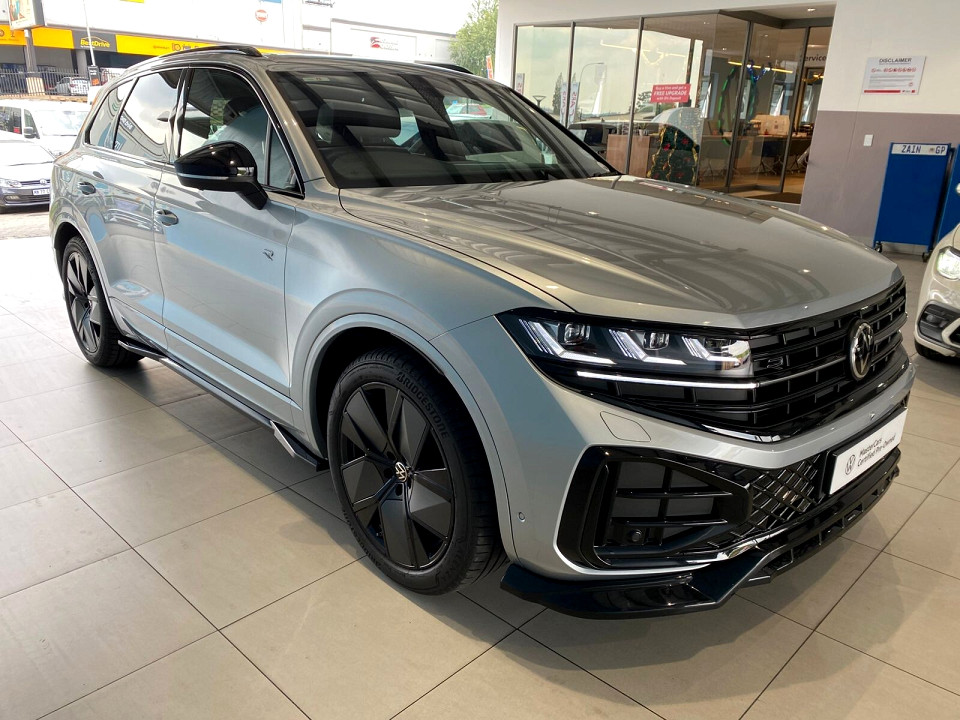 VOLKSWAGEN TOUAREG 3.0 TDI V6 R-LINE, image 1