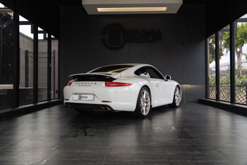 Porsche 911 Carrera S Coupe, image 2