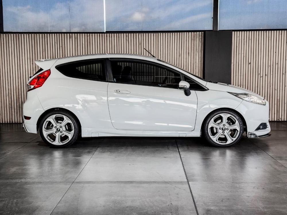 FORD FIESTA ST 1.6 ECOBOOST GDTi, image 2