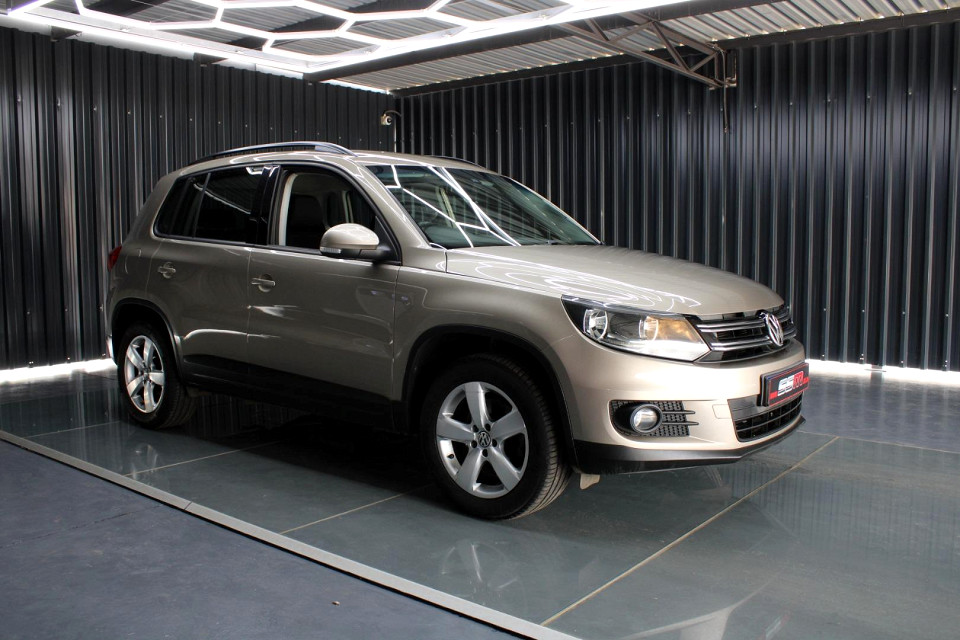 VOLKSWAGEN TIGUAN 2.0 TDi B/MOT TREND-FUN, image 1