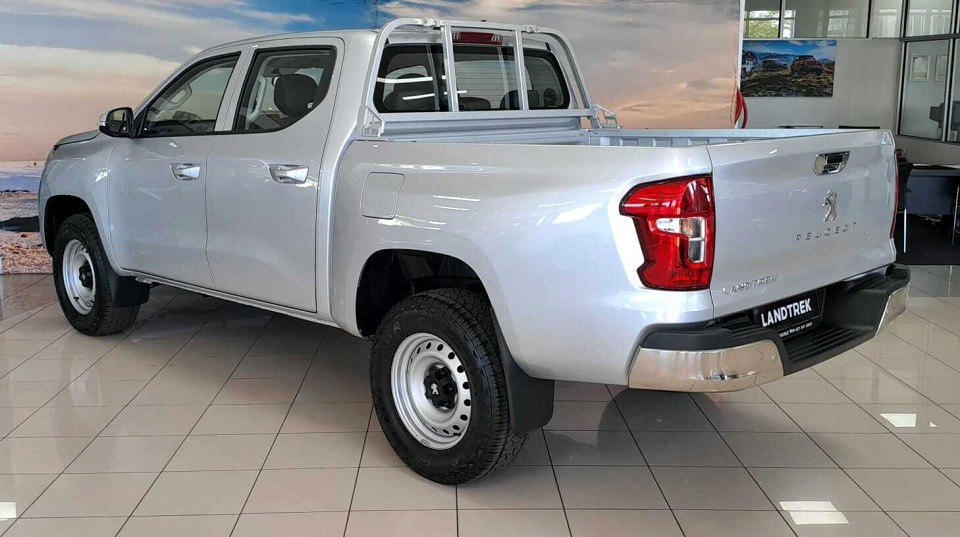 PEUGEOT LANDTREK 1.9D ACTIVE P/U D/C 4X4, image 2