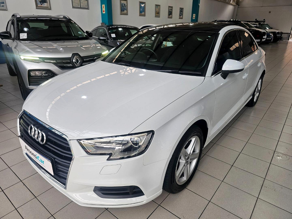 AUDI A3 1.0T FSI STRONIC (30 TFSI), image 1