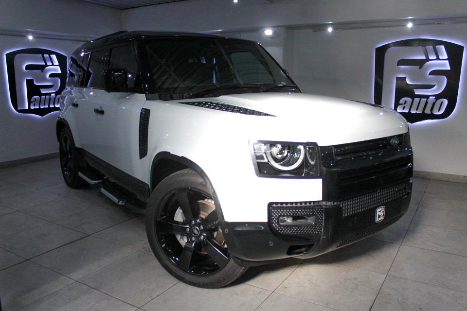 LAND ROVER DEFENDER 110 D300 HSE X-DYNAMIC, image 1