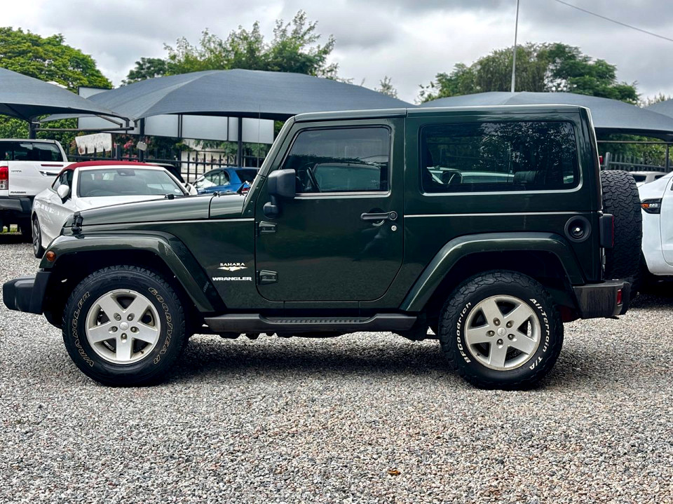 Jeep Wrangler 3.8L Sahara, image 2