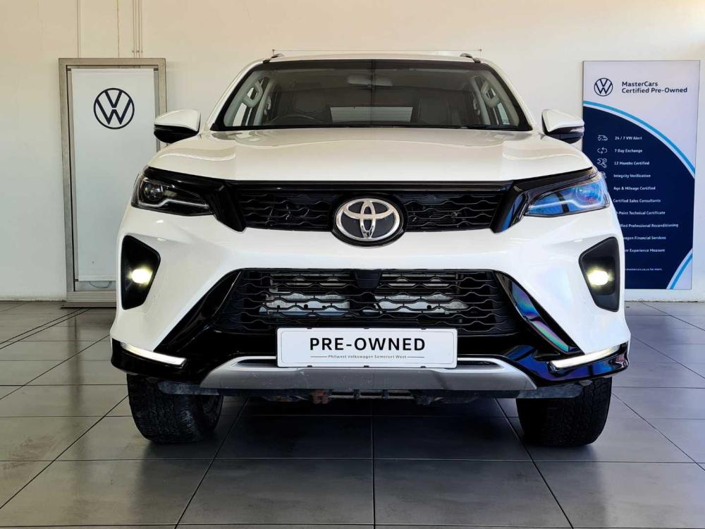 Toyota Fortuner 2.4GD-6 R/B A/T, image 2