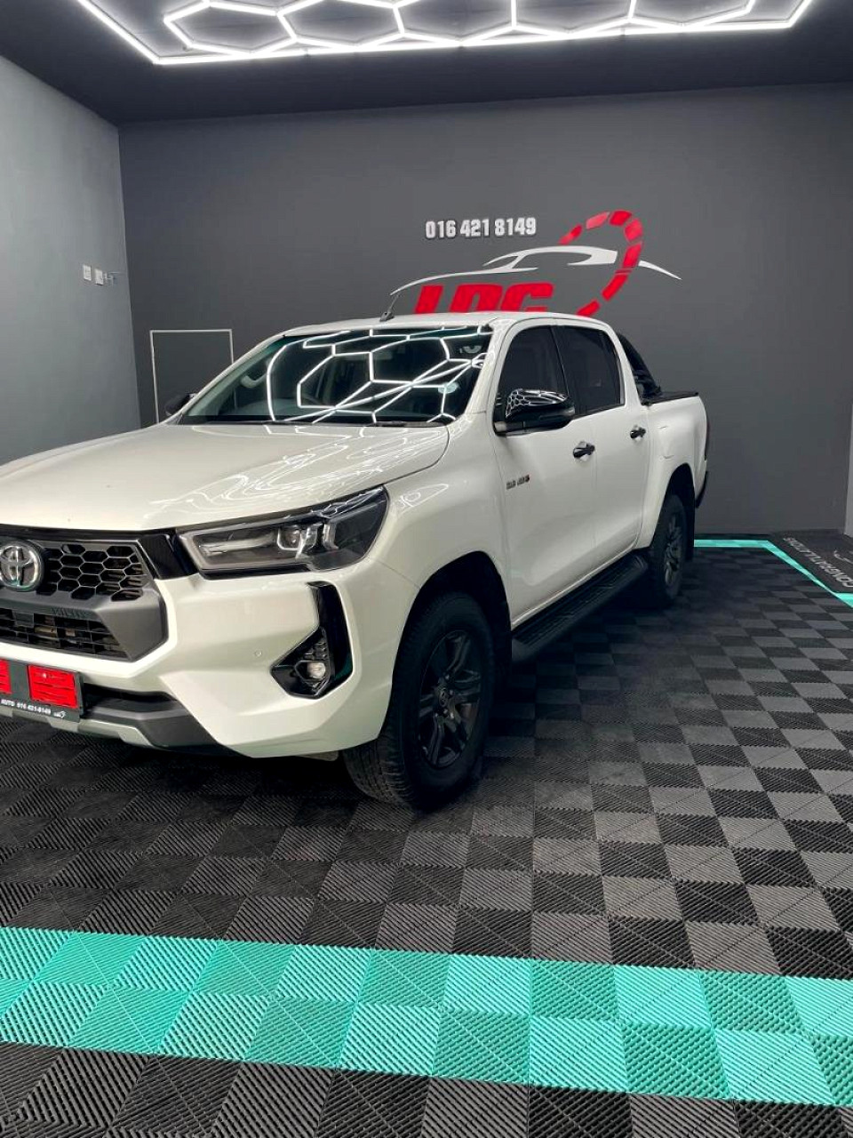 TOYOTA HILUX 2.8 GD-6 RAIDER 4X4 A/T P/U D/C, image 1