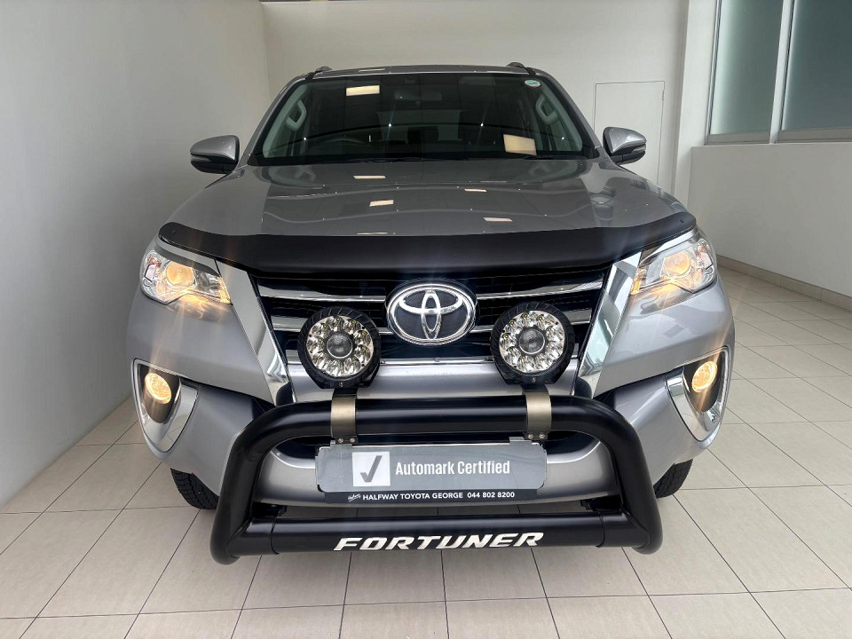 TOYOTA FORTUNER 2.4GD-6 R/B A/T, image 2
