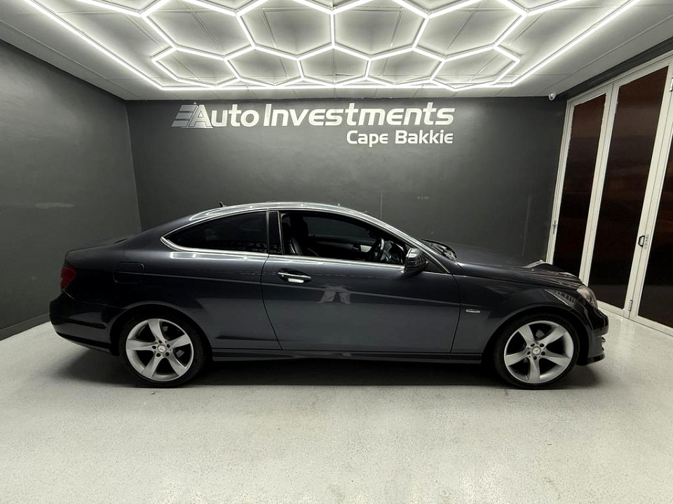 MERCEDES-BENZ C180 BE COUPE, image 2