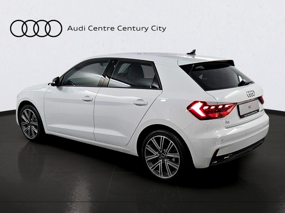 AUDI A1 SPORTBACK 30 TFSI ADVANCED S-TRONIC, image 2