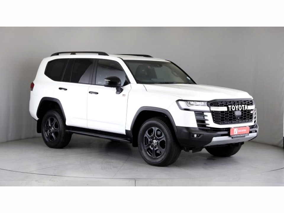 Toyota Land Cruiser 300 V6 3.5T GR-S, image 1