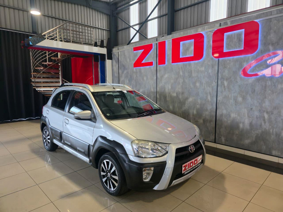 TOYOTA ETIOS CROSS 1.5 Xs 5Dr, image 1