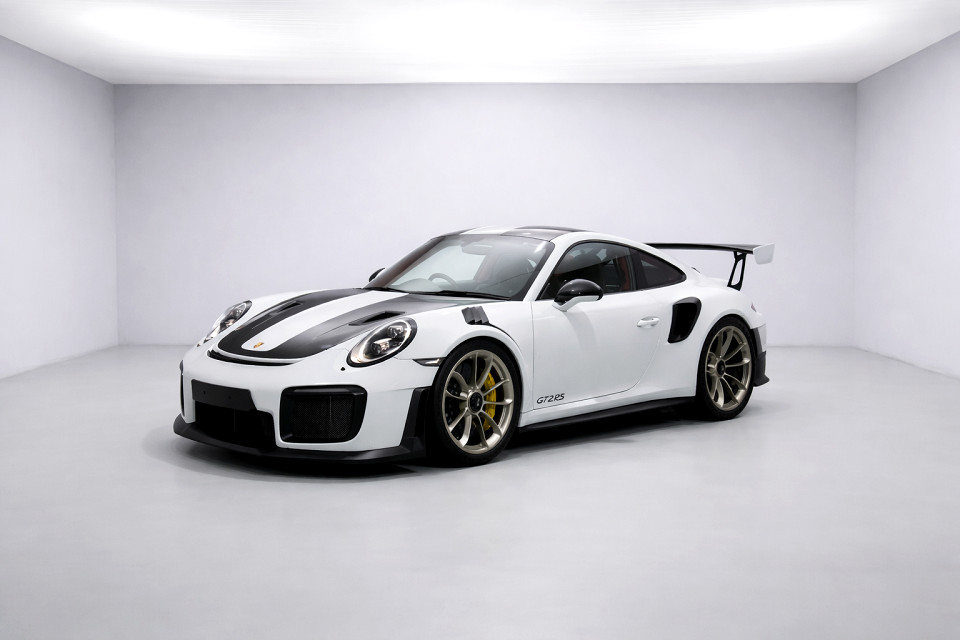 PORSCHE 911 GT2 RS