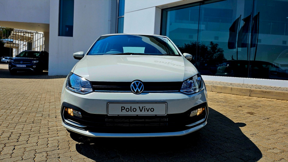 VOLKSWAGEN POLO VIVO 1.4 LIFE (5DR), image 2