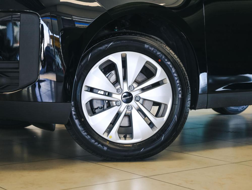 JAECOO J5 1.5T Vortex, image 2