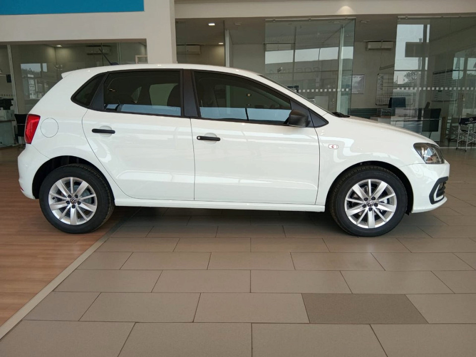 VOLKSWAGEN POLO VIVO 1.4 LIFE (5DR), image 2